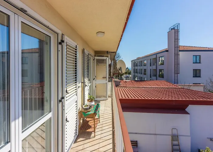 Apartment Mira \