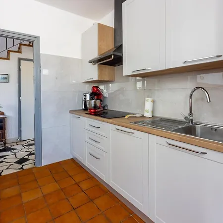 Apartment Mira 